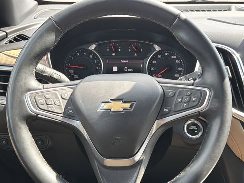 Used 2023 Chevrolet Equinox Premier AWD/4WD image 14
