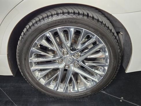 Used 2018 Lexus ES 350 w/ Luxury Package w/Wood Trim image 11