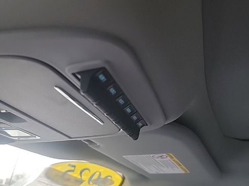 Used 2025 Ford F350 Lariat w/ FX4 Off-Road Package image 55