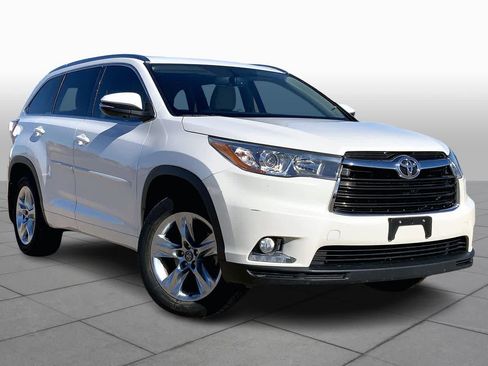 Used 2016 Toyota Highlander Limited image 2