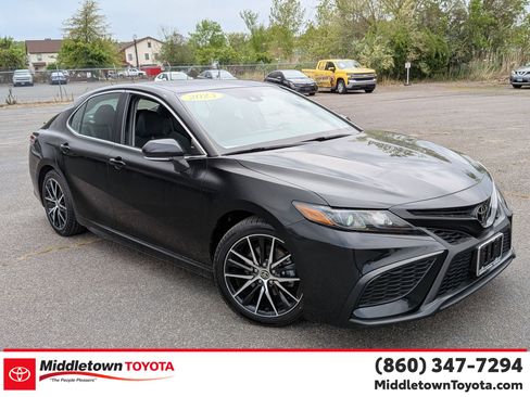 Certified 2023 Toyota Camry SE AWD/4WD image 1