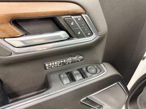 Certified 2023 Chevrolet Silverado 1500 High Country w/ High Country Premium Package image 23