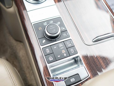 Used 2017 Land Rover Range Rover Supercharged image 37