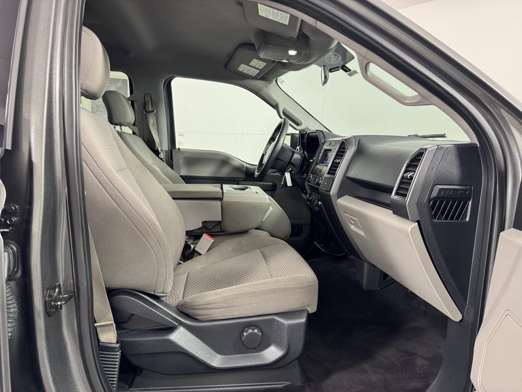 Used 2017 Ford F150 XLT AWD/4WD image 20