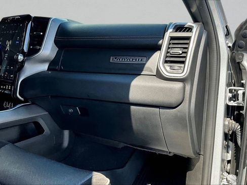Used 2020 RAM 2500 Laramie w/ Night Edition image 26