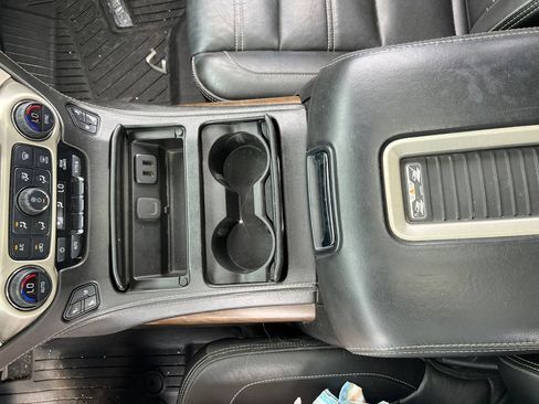 Used 2019 GMC Yukon XL Denali w/ Denali Ultimate Package AWD/4WD image 34