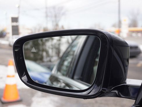 Used 2022 BMW 330i xDrive 330i xDrive w/ Driving Assistance Package image 46