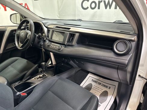 Used 2014 Toyota RAV4 XLE image 13