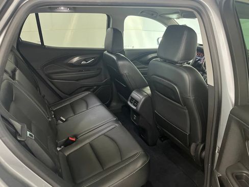 Used 2023 GMC Terrain SLT AWD/4WD image 24