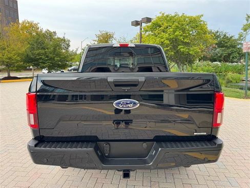 Used 2018 Ford F150 XLT w/ Equipment Group 302A Luxury AWD/4WD image 4