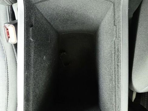 Used 2024 Subaru Ascent Premium w/ Convenience Package image 37