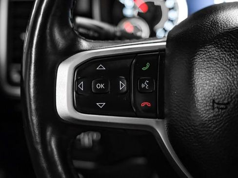 Used 2019 RAM 1500 Big Horn AWD/4WD image 17