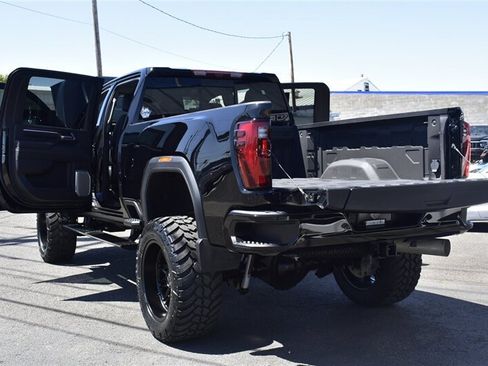 Used 2024 GMC Sierra 3500 Denali w/ Denali Reserve Package AWD/4WD image 33