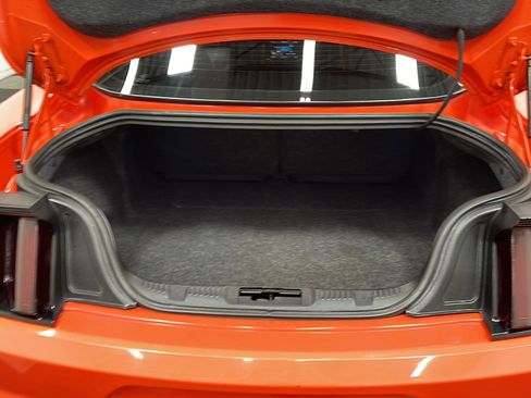 Used 2015 Ford Mustang Premium RWD image 16