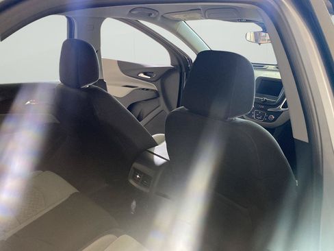 Used 2024 Chevrolet Equinox LS FWD image 27