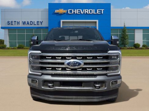 Used 2024 Ford F250 Platinum image 2