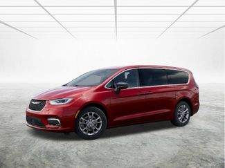 New 2026 Chrysler Pacifica Select video 2