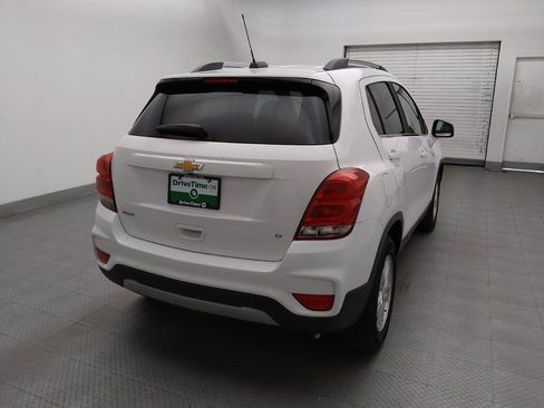 Used 2020 Chevrolet Trax LT FWD image 7