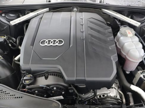 Used 2022 Audi A4 2.0T Premium w/ Convenience Package image 29