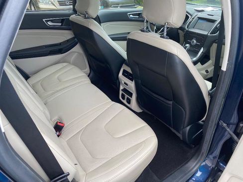 Used 2017 Ford Edge Titanium w/ Equipment Group 301A FWD image 20