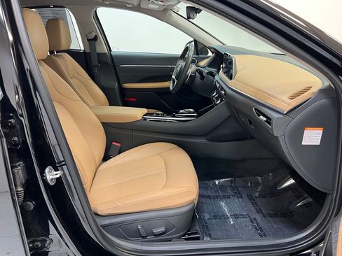 Used 2023 Hyundai Sonata Limited image 31