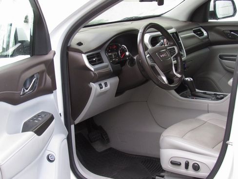 Used 2019 GMC Acadia SLT image 10