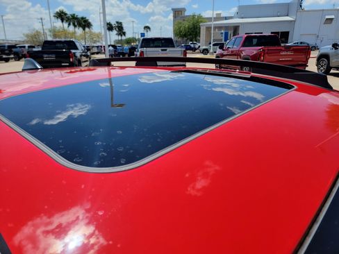 Used 2024 Subaru Crosstrek 2.0i Premium image 8