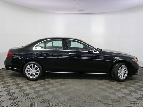 Used 2017 Mercedes-Benz E 300 4MATIC image 14