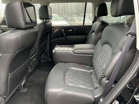 Used 2022 Nissan Armada Platinum w/ Captain's Chairs Package image 13
