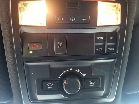 Used 2022 Toyota Tacoma TRD Pro AWD/4WD image 19