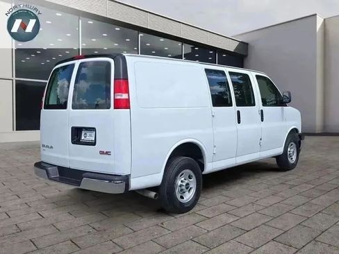 Used 2023 GMC Savana 2500 w/ Driver Convenience Package image 5