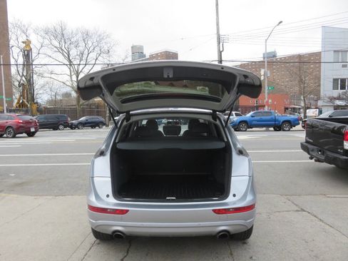 Used 2016 Audi Q5 2.0T Premium Plus w/ Technology Package image 24