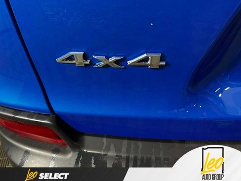 Used 2022 Jeep Cherokee Latitude Lux w/ Sun & Sound Group AWD/4WD image 10