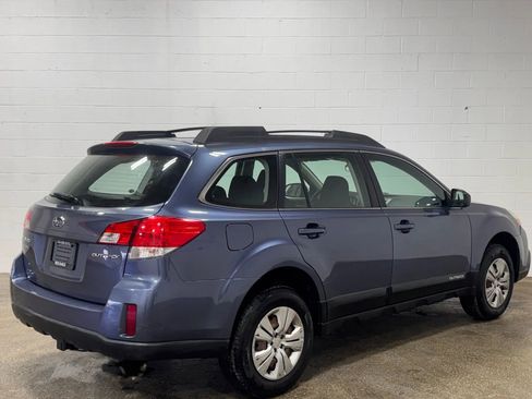Used 2013 Subaru Outback 2.5i image 3