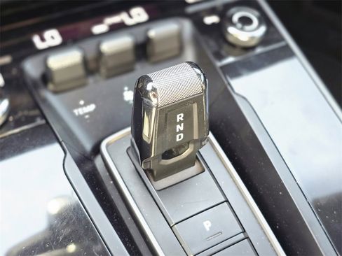 Used 2022 Porsche 911 Carrera 4S image 22