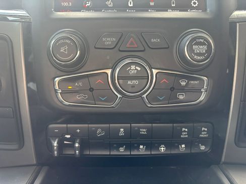 Used 2018 RAM 2500 Laramie w/ Sport Appearance Group AWD/4WD image 24