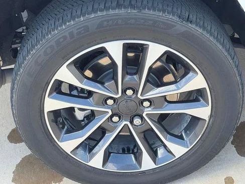 Certified 2021 Jeep Grand Cherokee L Overland w/ Advanced Protech Group III AWD/4WD image 8