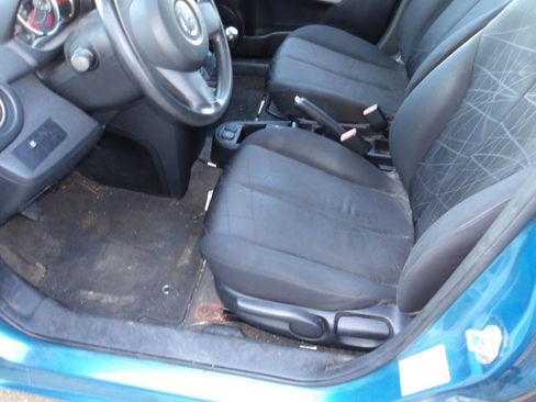 Used 2012 MAZDA MAZDA2 Sport image 14