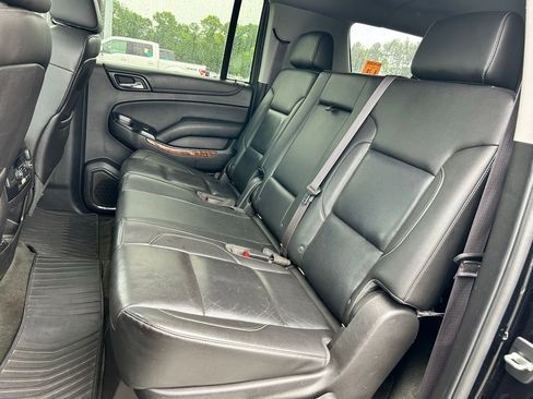 Used 2015 Chevrolet Suburban LTZ AWD/4WD image 16