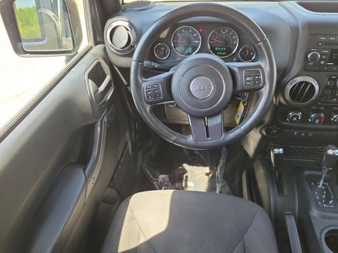 Used 2016 Jeep Wrangler Unlimited Sport w/ Quick Order Package 24S AWD/4WD image 19
