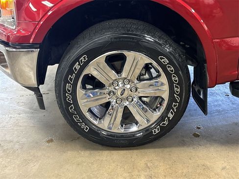 Used 2020 Ford F150 Lariat image 31