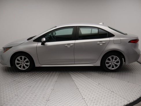 Used 2023 Toyota Corolla LE FWD image 12