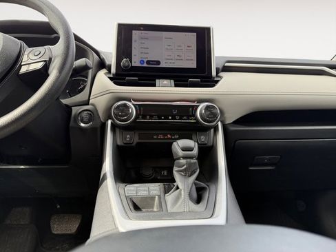 Used 2024 Toyota RAV4 XLE image 15