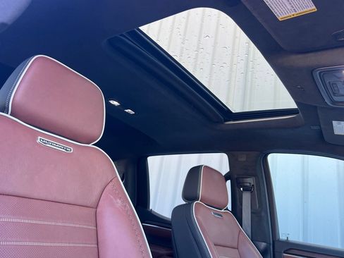 Certified 2025 GMC Sierra 1500 Denali Ultimate AWD/4WD image 13