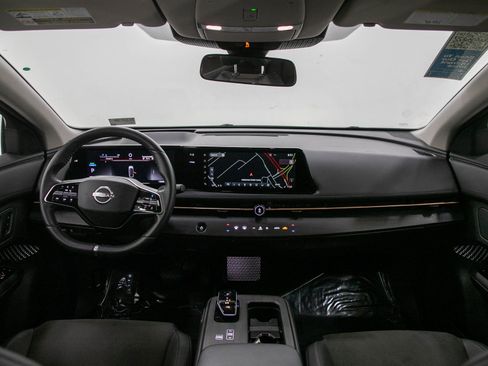 Used 2023 Nissan Ariya FWD image 13