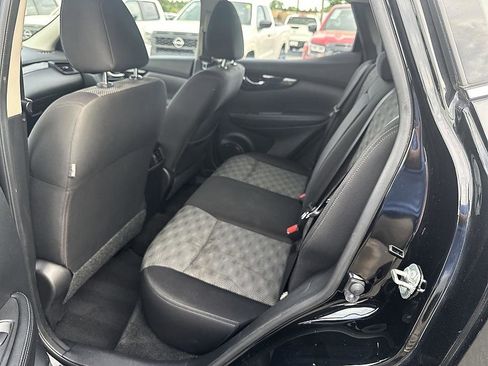 Used 2019 Nissan Rogue Sport SV w/ All-Weather Package image 11