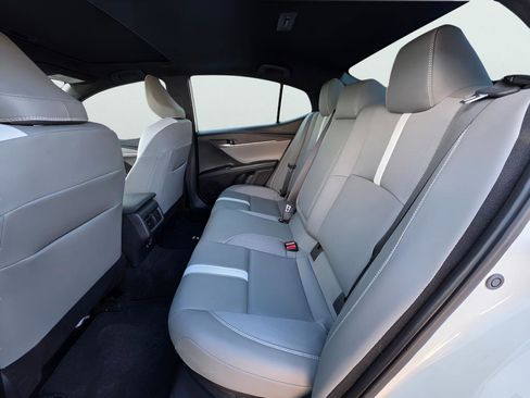 Used 2025 Toyota Camry SE w/ Multimedia Upgrade Package FWD image 22