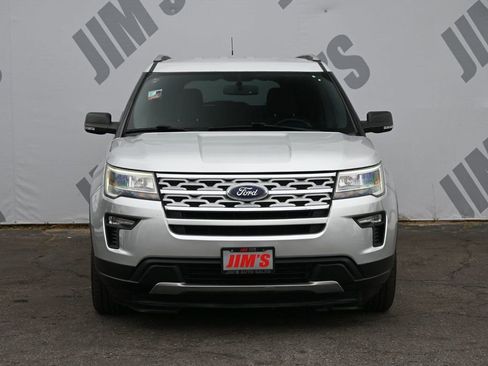 Used 2019 Ford Explorer XLT w/ Equipment Group 201A FWD image 2