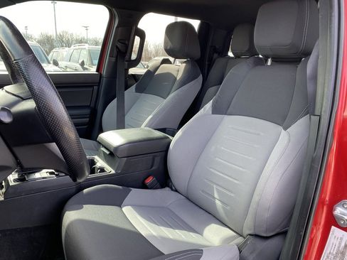 Used 2024 Toyota Tacoma TRD Off-Road w/ TRD Off Road Upgrade Package image 18