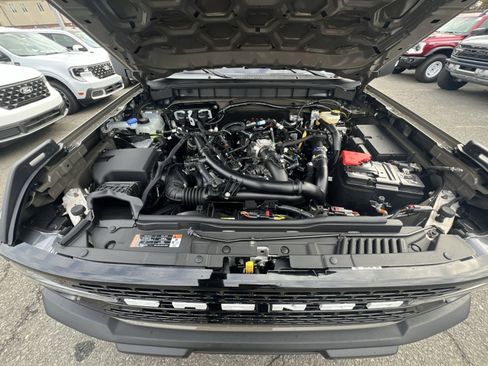 New 2025 Ford Bronco Outer Banks image 27